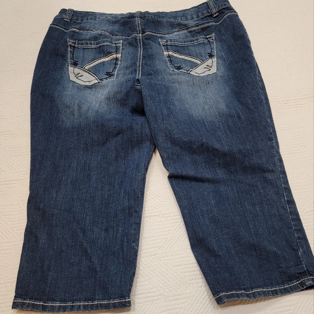 Lane Bryant denim capris size 20